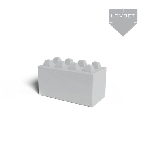 Bloczek betonowy typu "LEGO"